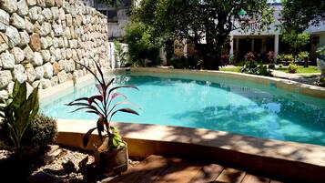 Outdoor pool, sun loungers