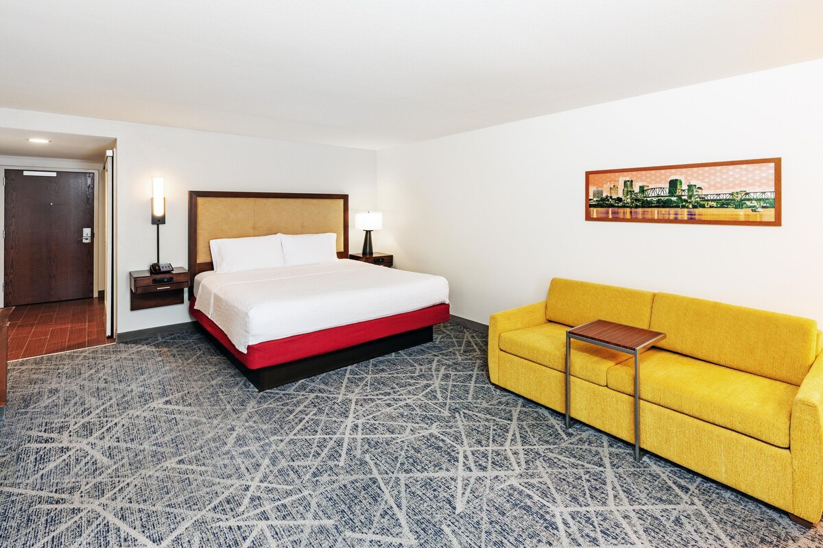 Room, 1 King Bed, Non Smoking