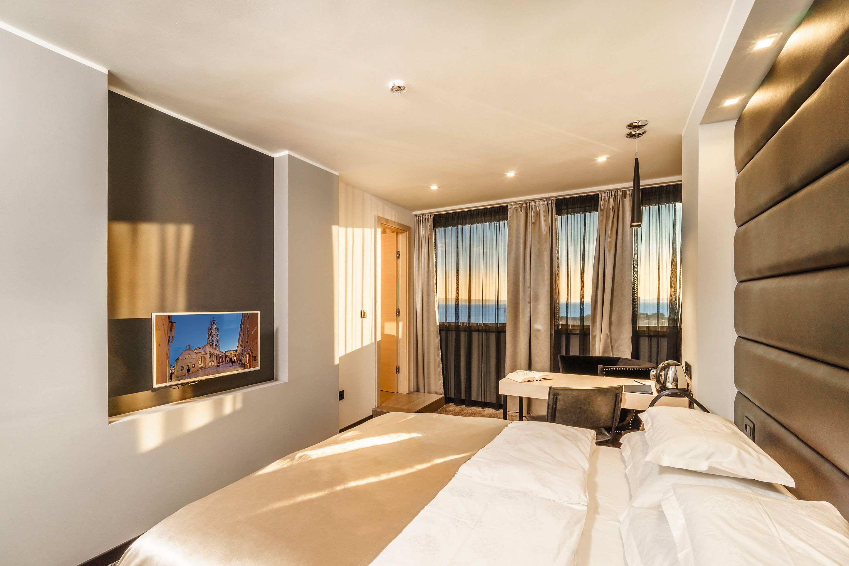 Photo - The View Luxury Rooms