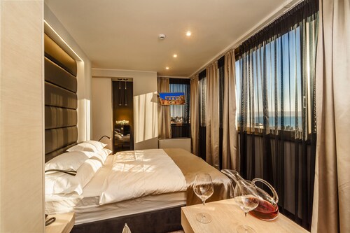 The View Luxury Rooms