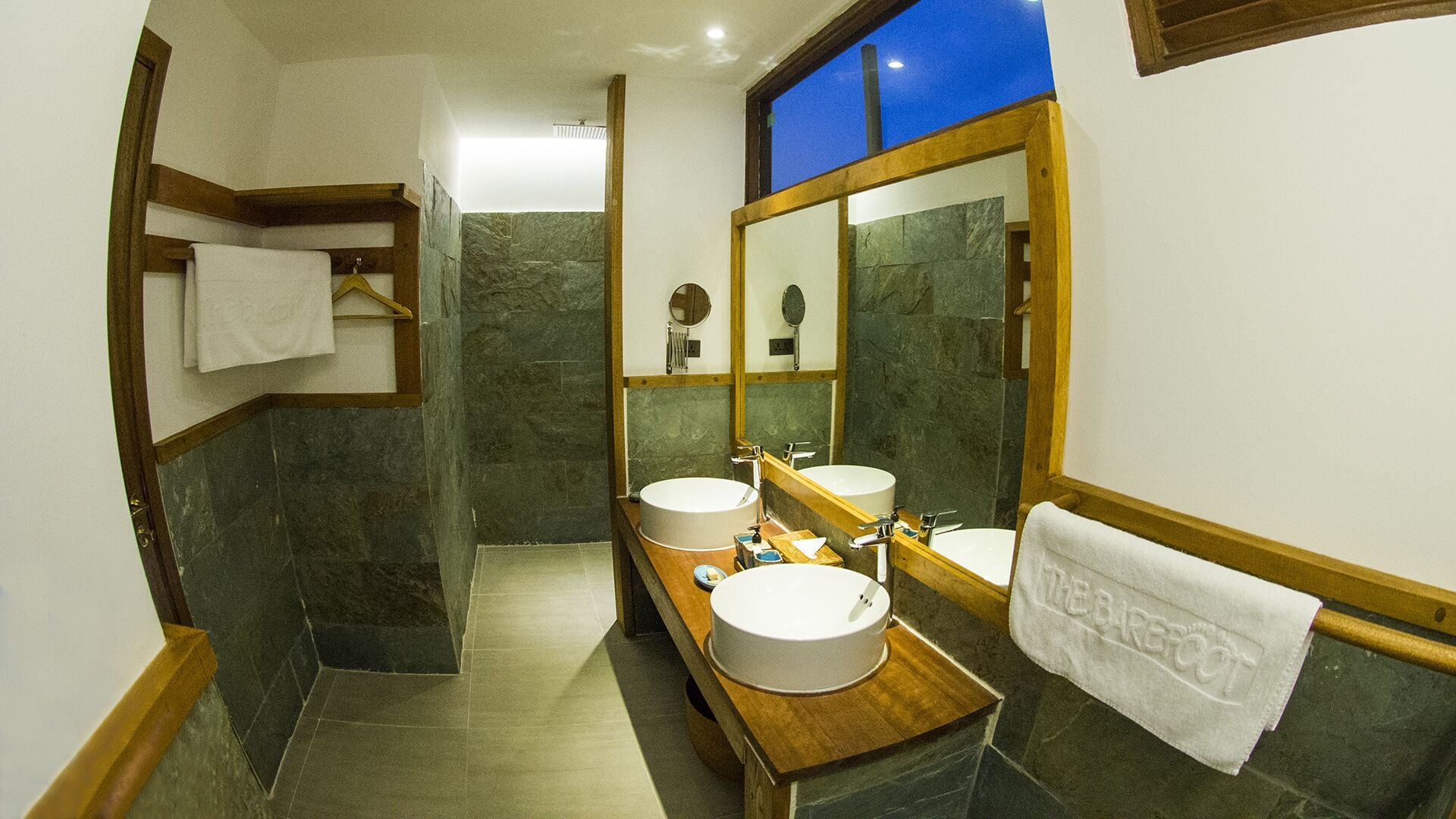 seaside room  | bathroom | shower, rainfall showerhead, free toiletries, hair dryer