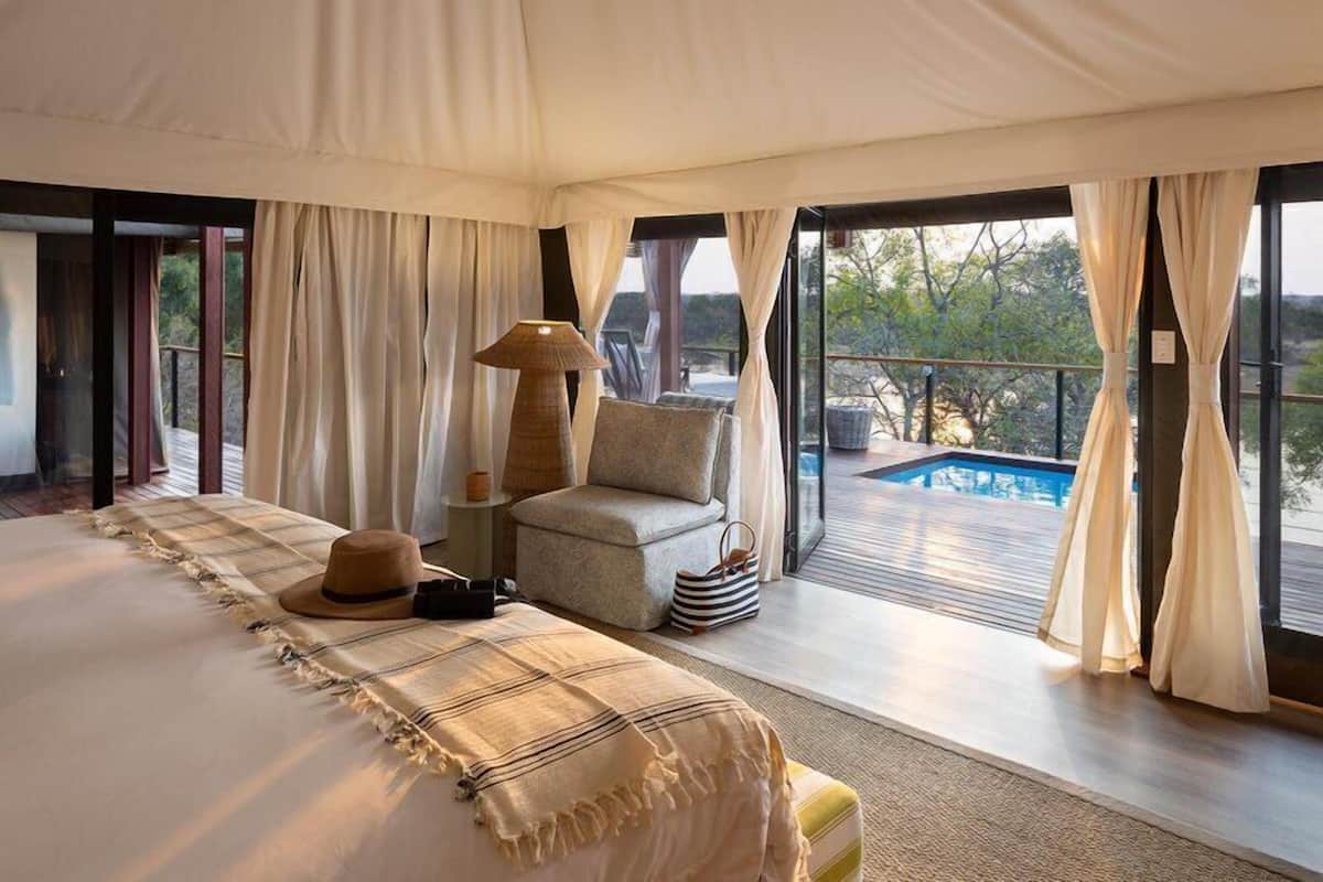 Luxury Tent | 1 bedroom, minibar, in-room safe, desk