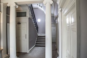 Interior entrance - Dreamhouse at Blythswood Apartments Glasgow (Glasgow)