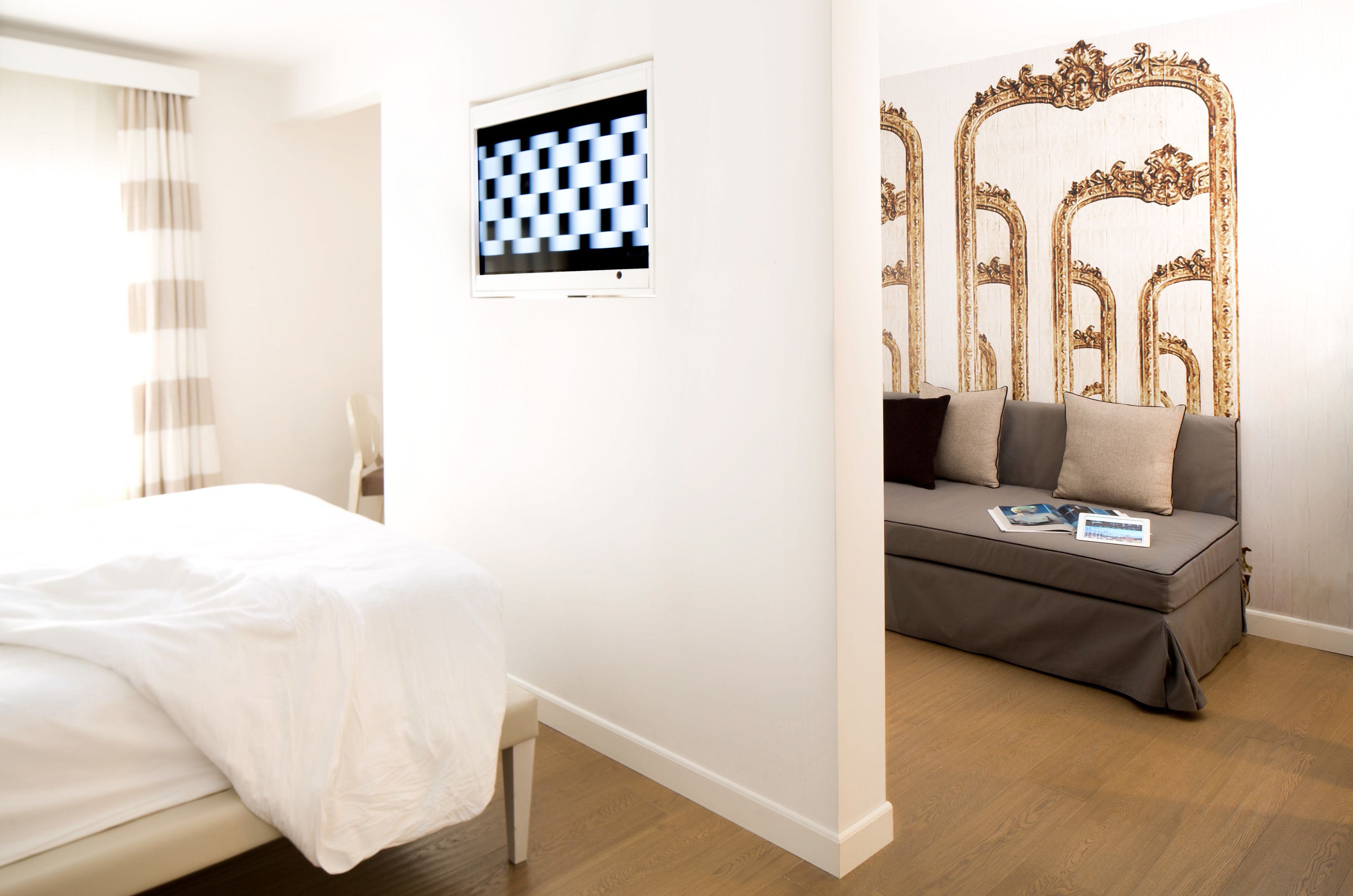Photo - Via Del Corso Home