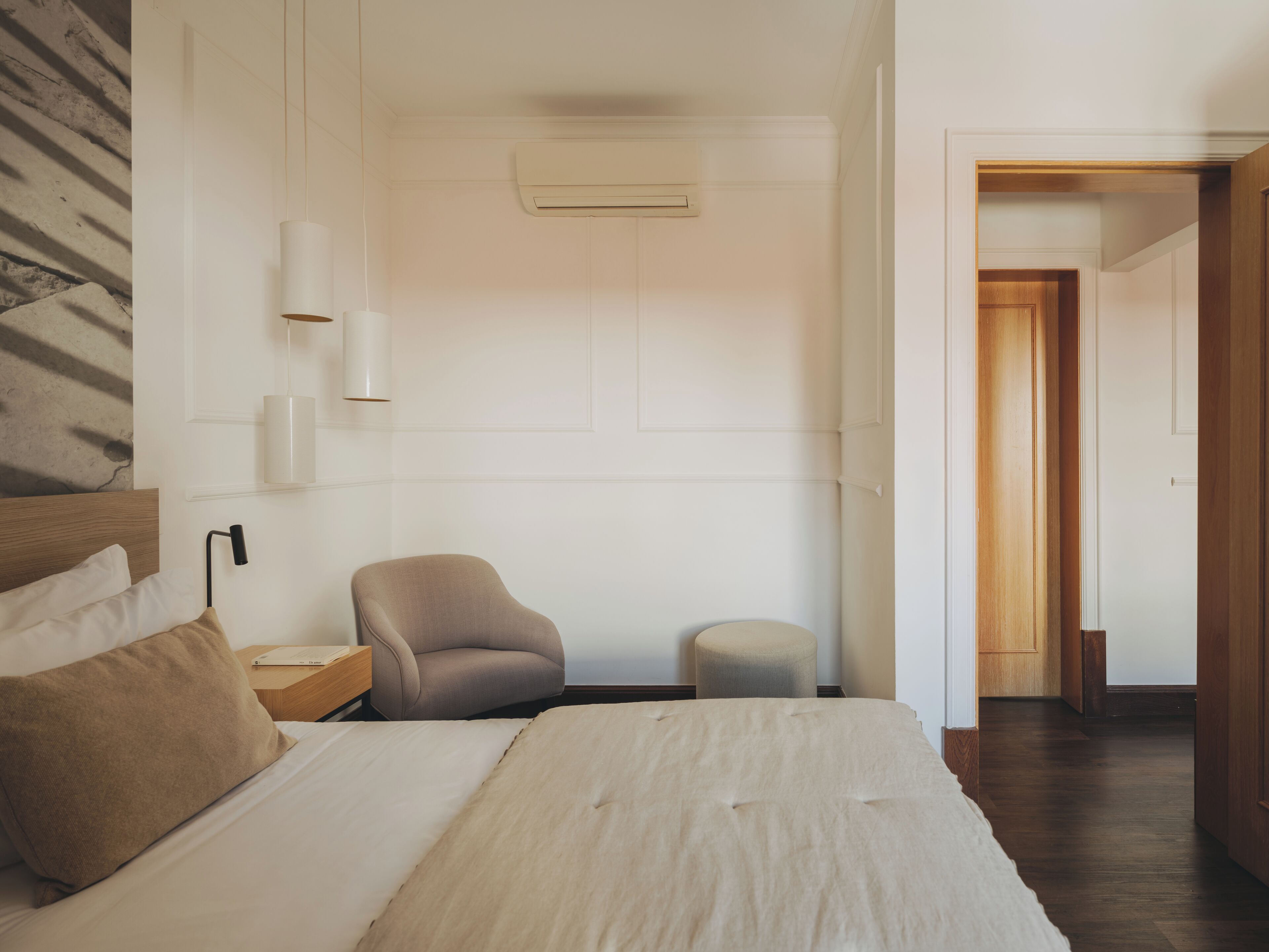 Apartment, 1 Bedroom (3) | Blackout drapes, soundproofing, iron/ironing board, free WiFi