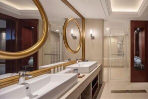 星評価なしの画像、5 / 95、ボタン