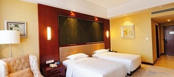 Petroleum Hotel