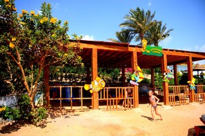 Aire de jeux - extérieure