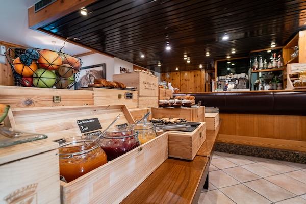 Desayuno continental incluido todos los días