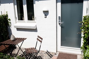 Studio | Terrace/patio