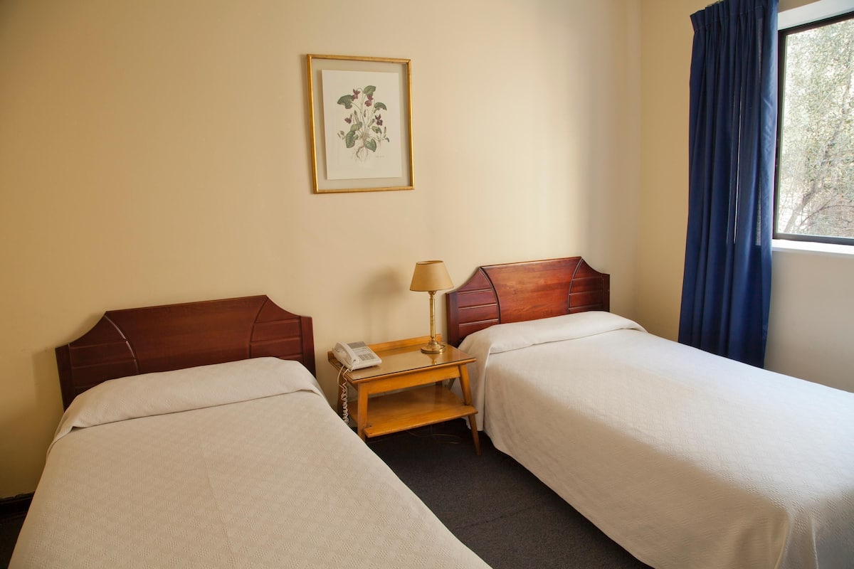 Coffres-forts dans les chambres, Wi-Fi gratuit, draps fournis
