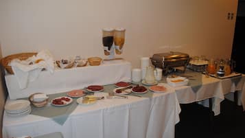 Desayuno continental todos los días (con cargo)