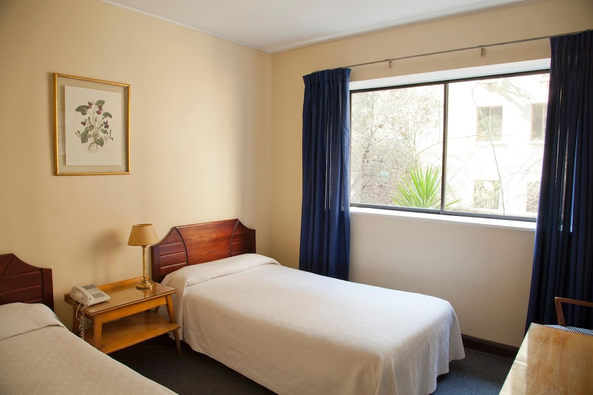 Coffres-forts dans les chambres, Wi-Fi gratuit, draps fournis