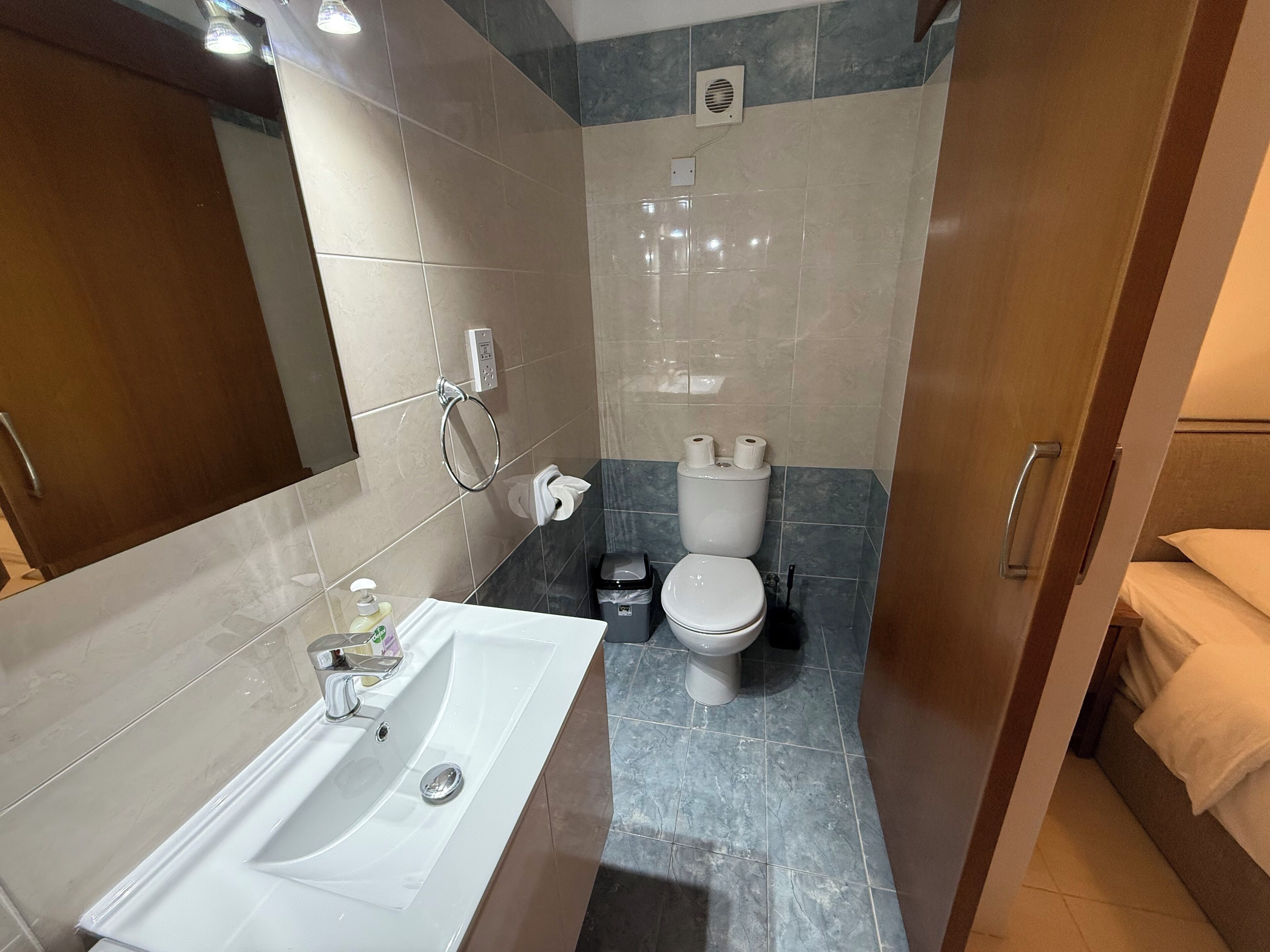 deluxe apartment | 1 bedroom, premium bedding, minibar, in-room safe