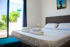 Maison en rangée exclusive, 2 chambres, vue sur l’océan | Literie de qualité, minibar, coffre-fort, décor unique
