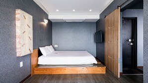 Dobbeltrom, privat basseng, havutsikt | 2 soverom, sengetøy av topp kvalitet, memory foam-senger og minibar
