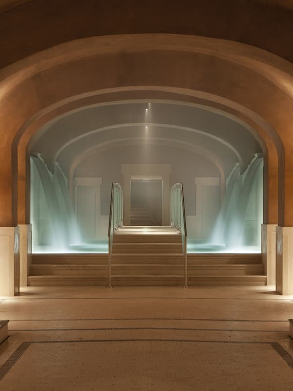 Couples treatment rooms, sauna, hot tub, steam room, Turkish bath