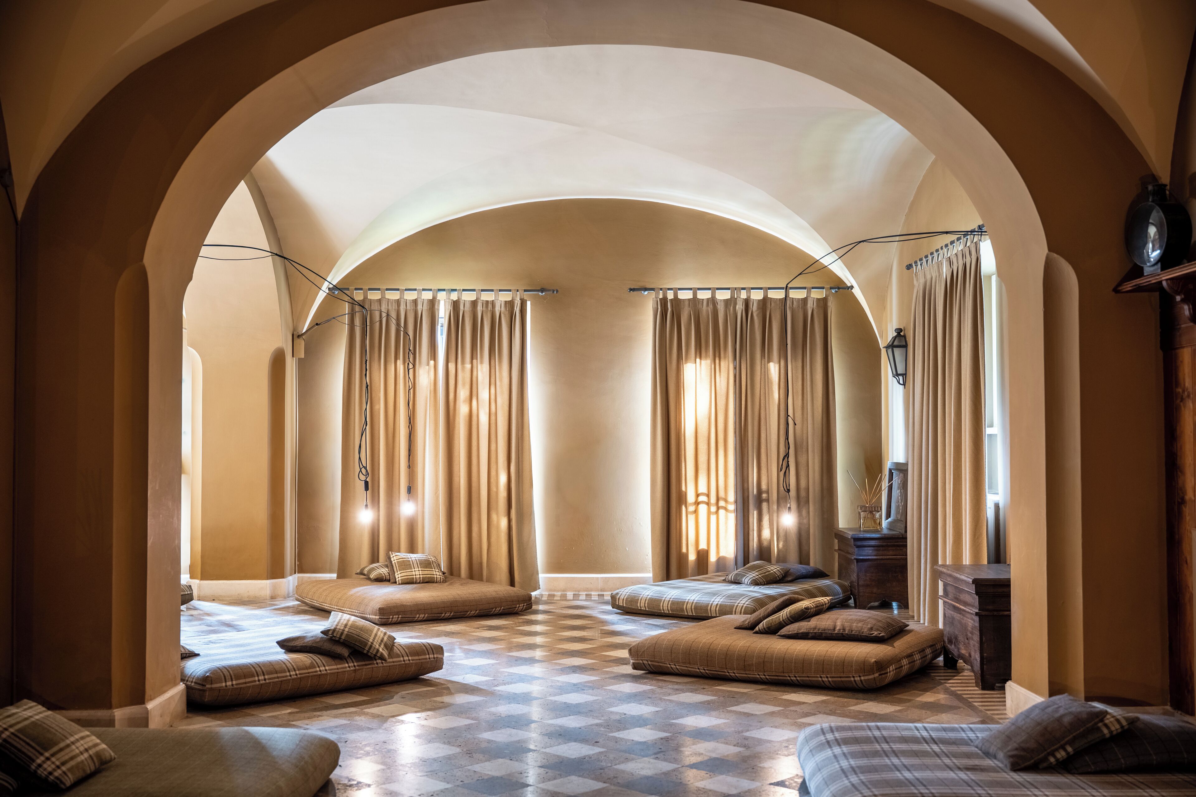 Behandlungsräume für Paare, Sauna, Whirlpool, Dampfbad