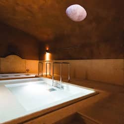 Espace de soins pour les couples, sauna, bain à remous, hammam, hammam