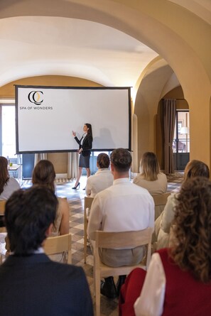 Reception - QC Grand Hotel Roma (Fiumicino)