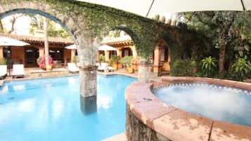 Outdoor pool, open 8:00 AM to 9:00 PM, pool umbrellas, sun loungers