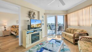 Premier Condo | Living area