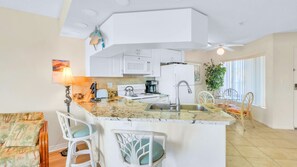 Premier-Apartment | Eigene Küche | Großer Kühlschrank, Mikrowelle, Ofen, Herdplatte