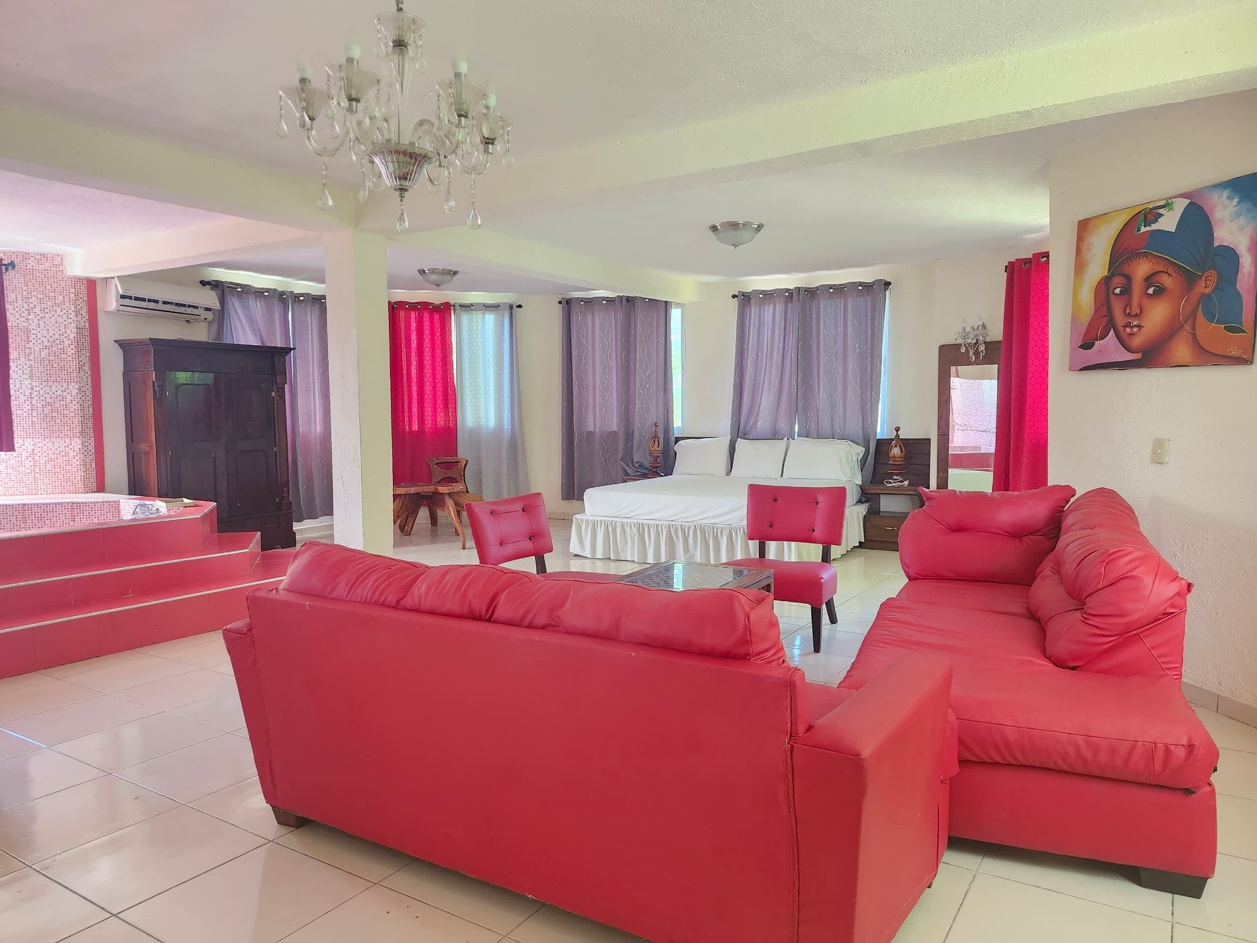 Habitación estándar, 1 cama matrimonial | Escritorio, tabla de planchar con plancha, wifi gratis y ropa de cama 