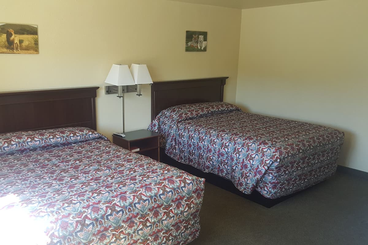 Standard Double Room | Desk, free WiFi