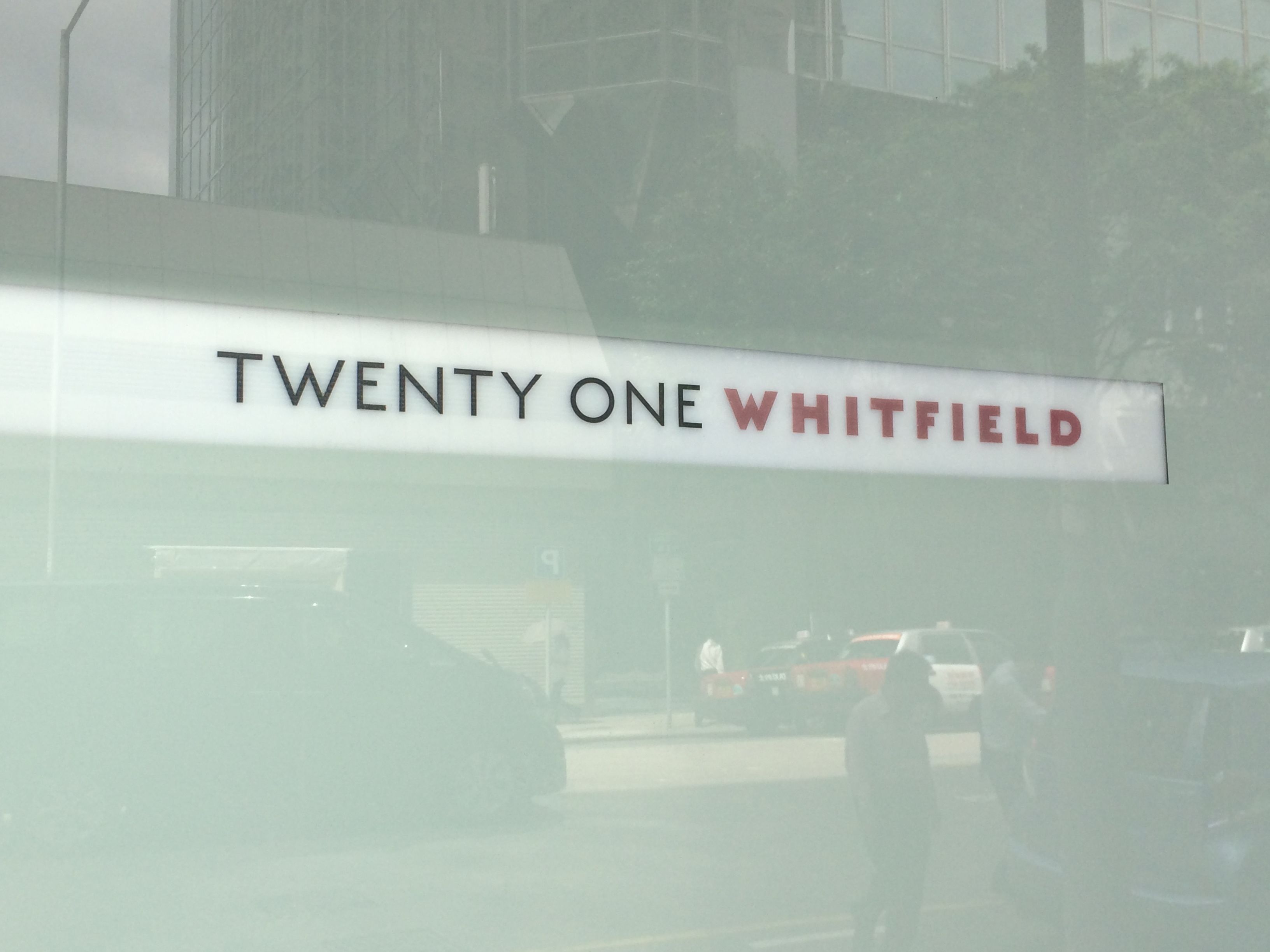 Foto - Twenty One Whitfield