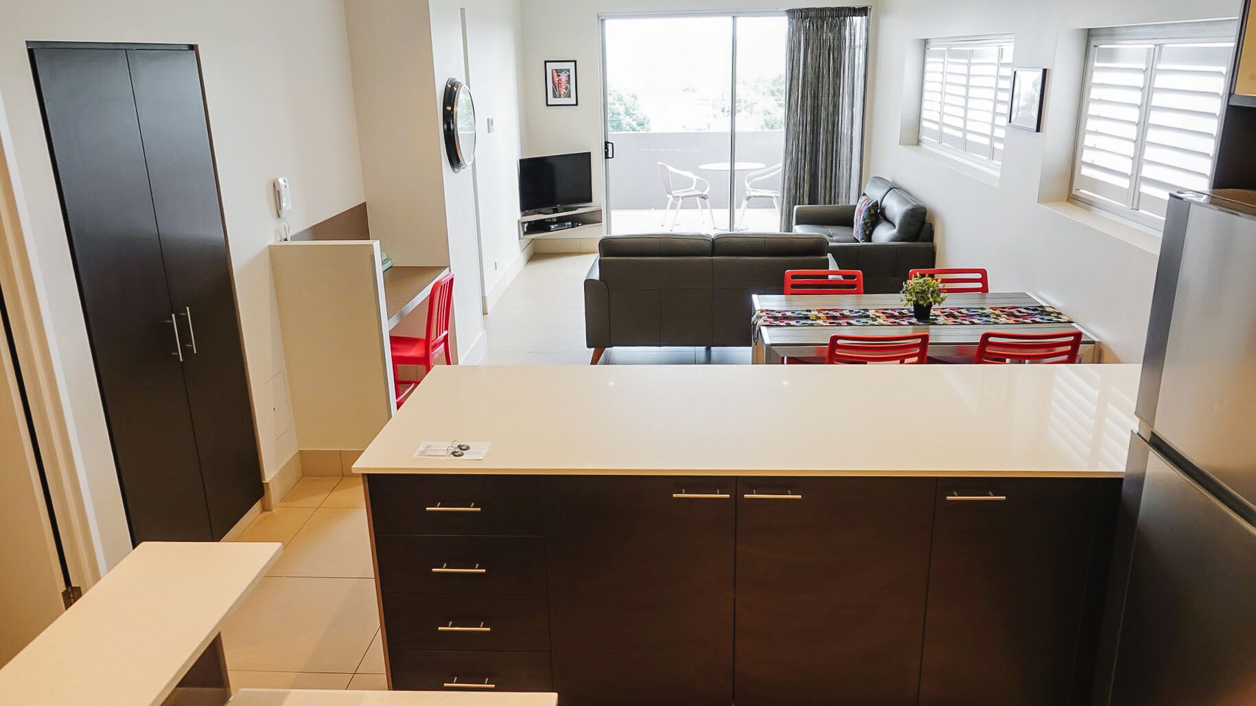 プラズマテレビ、DVD プレーヤー