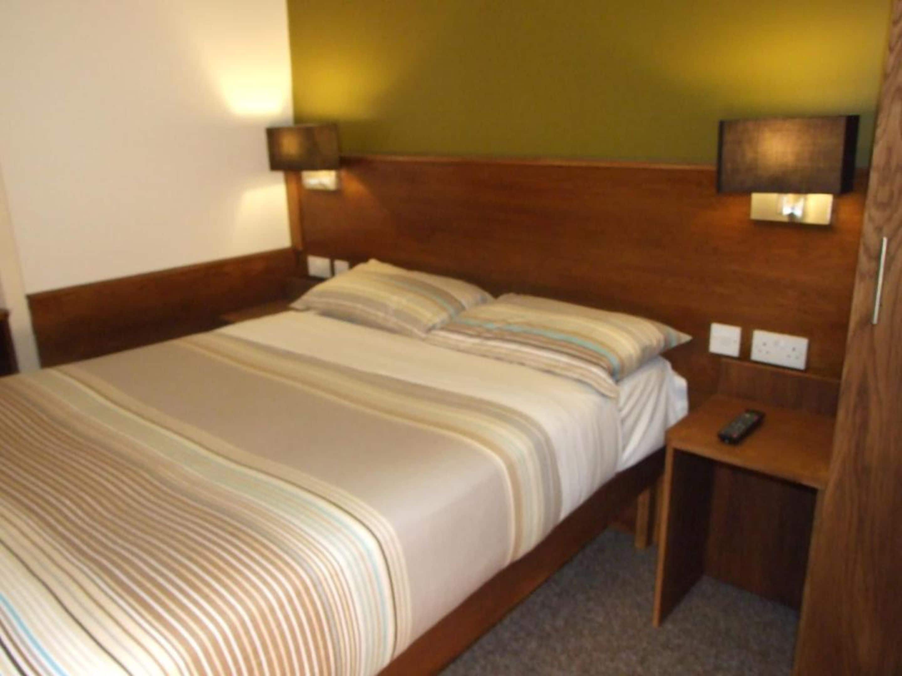 雙人房, 獨立浴室 | 遮光布/窗簾、熨斗/熨衣板、免費無線上網、床單