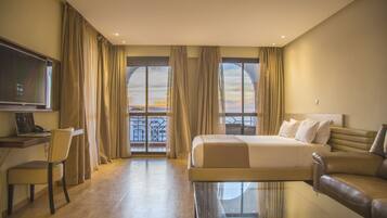 Deluxe Double Room | Premium bedding, in-room safe, individually decorated