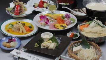 Down duvets, in-room safe, iron/ironing board, free WiFi