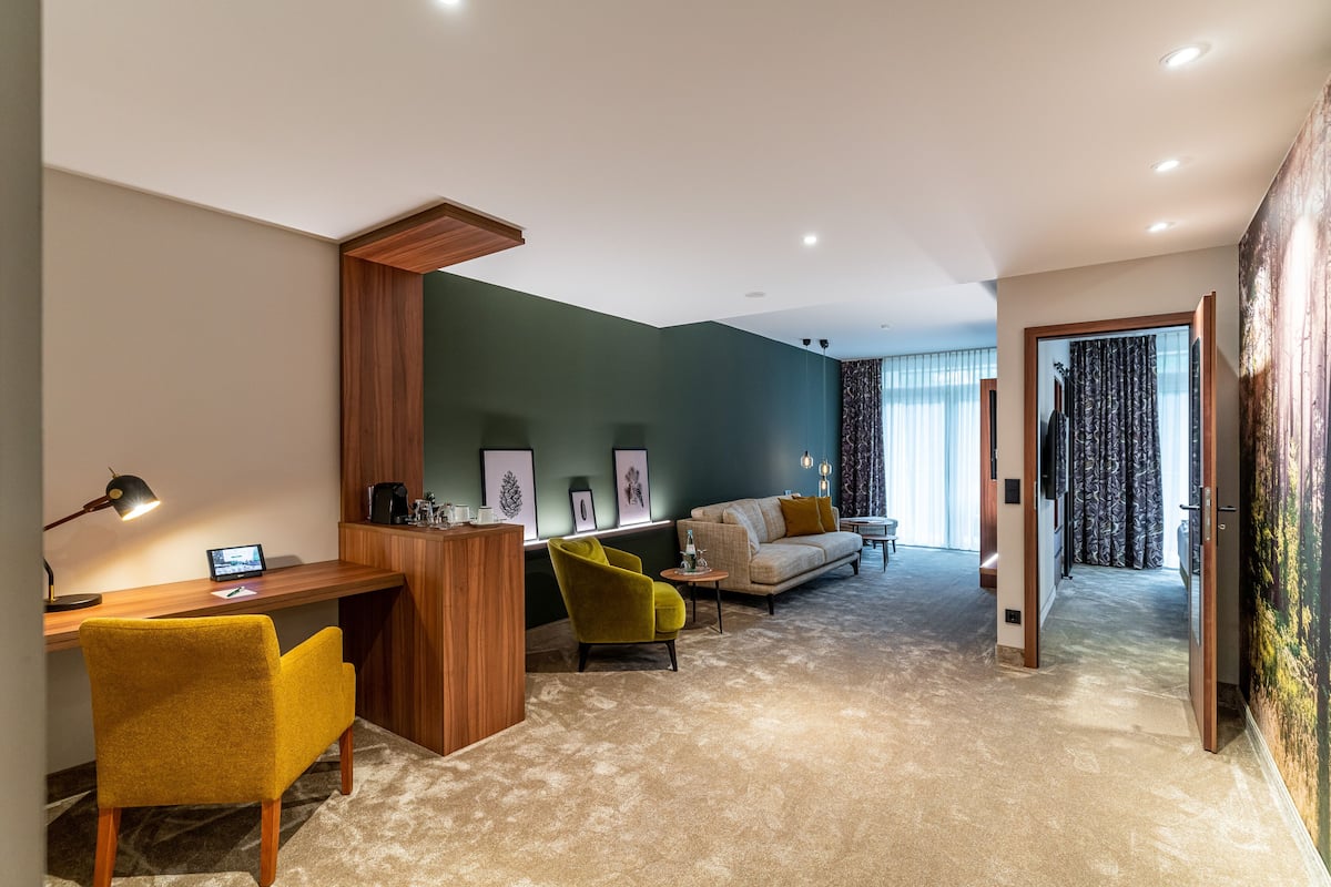 Suite de diseñador | 1 habitación, minibar y caja de seguridad en la habitación