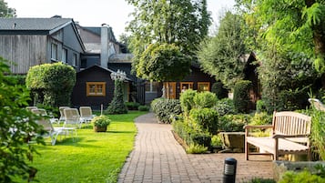 Een sauna, een stoombad, lichaamsbehandelingen
