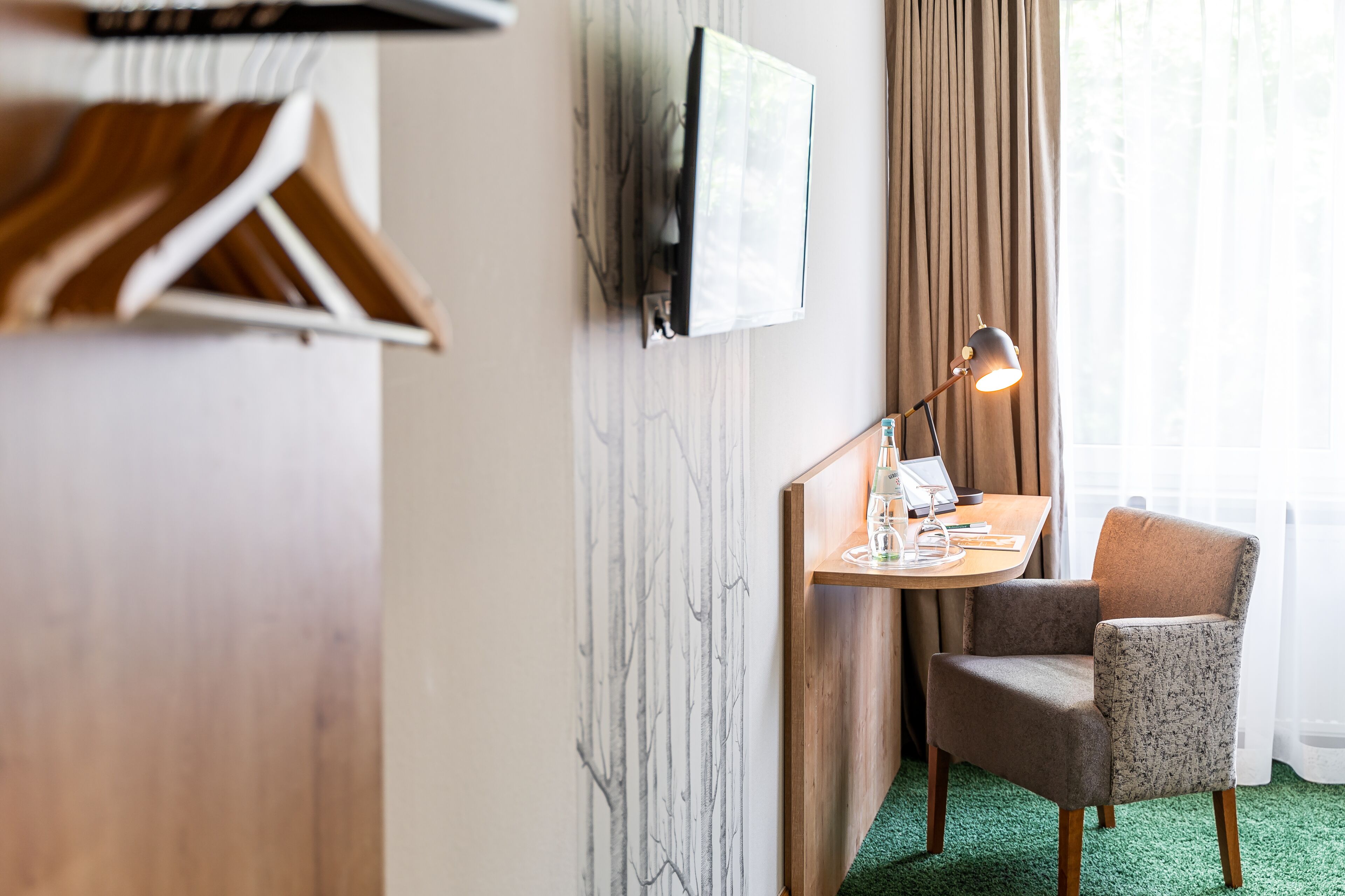 comfort double room | 1 bedroom, minibar, in-room safe, individually decorated