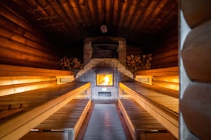 Sauna, Dampfbad, Körperbehandlungen, Tiefengewebe-Massagen
