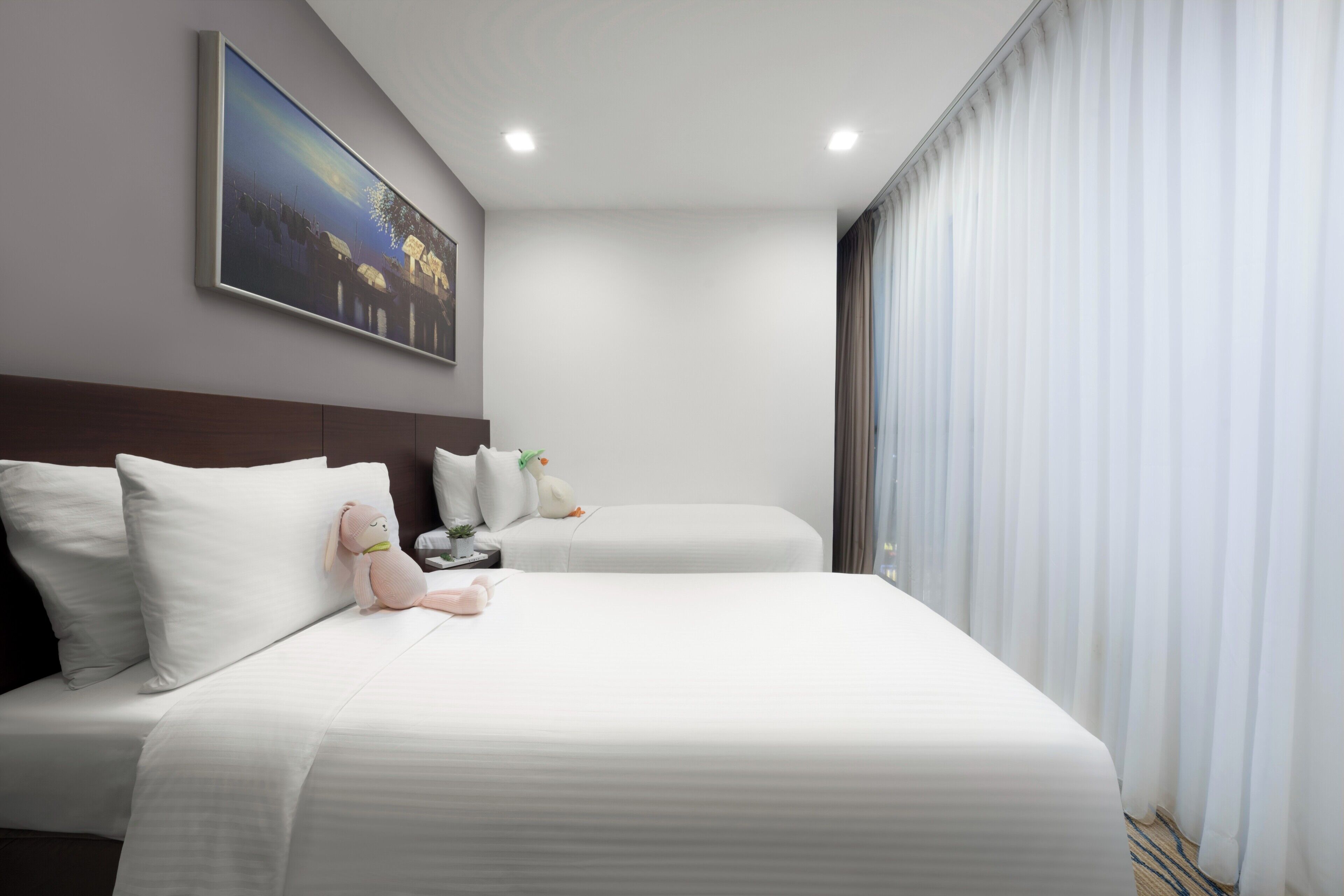 1 bedroom, Egyptian cotton sheets, premium bedding, minibar