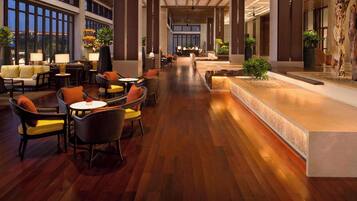 3 bars/lounges, poolside bar