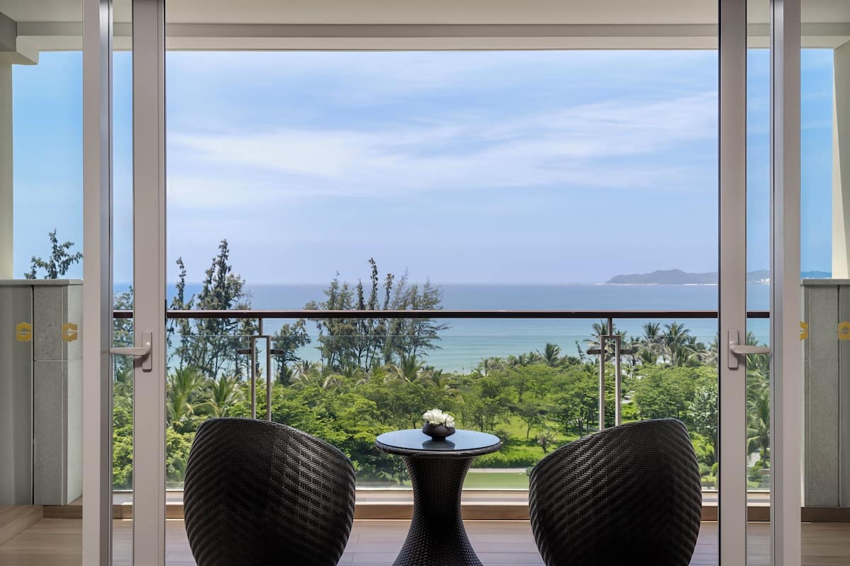 Horizon Premier Sea View 1 King