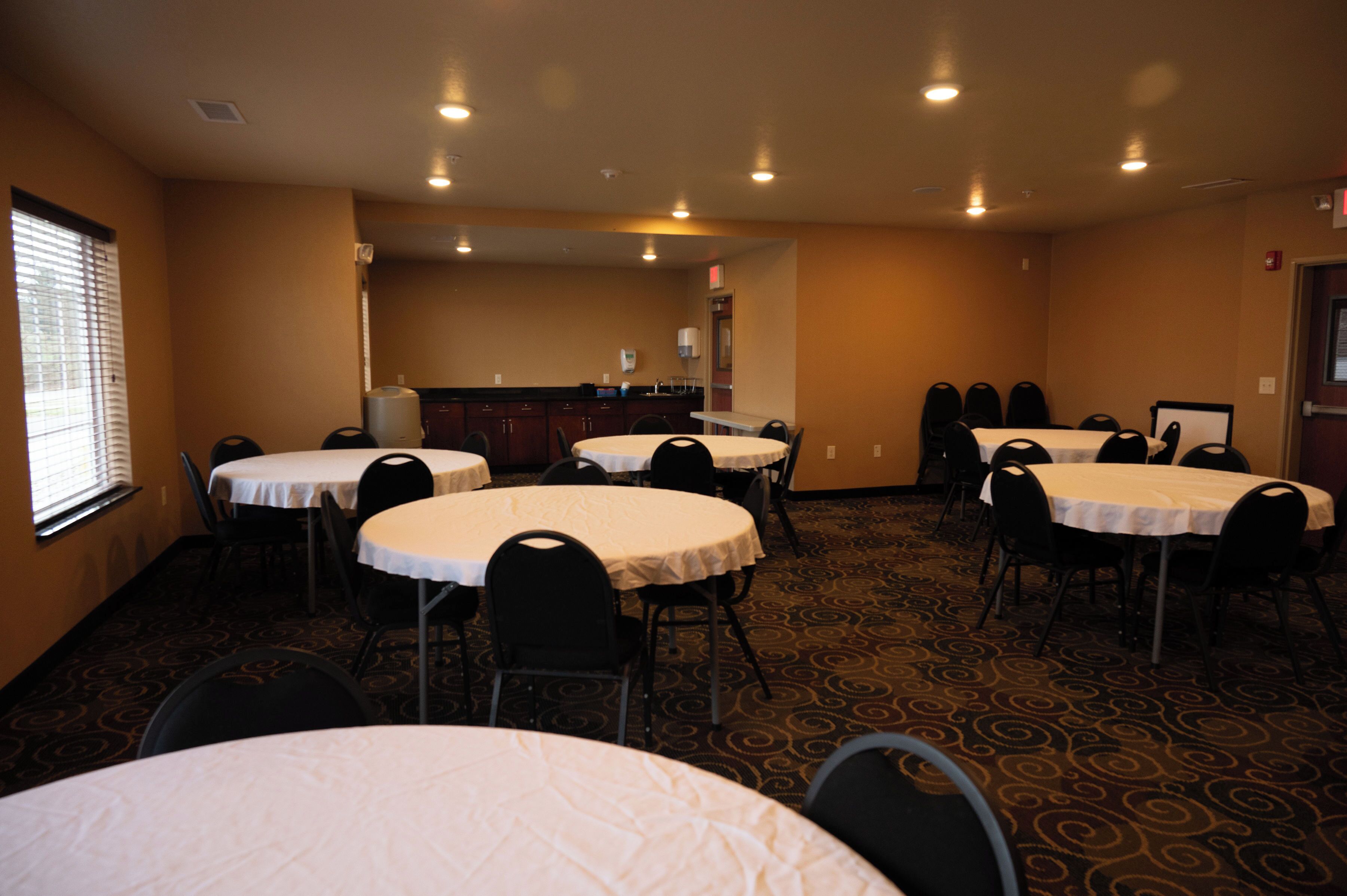 Meeting facility