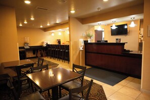 Dining - SureStay by Best Western Salem (Salem)