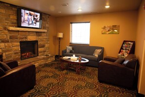 Lobby - SureStay by Best Western Salem (Salem)