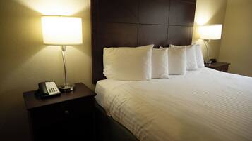 Premium bedding, in-room safe, desk, laptop workspace