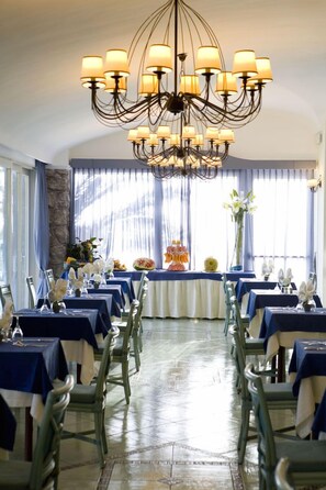 Lunch and dinner served - Hotel Terme Royal Palm (Forio)