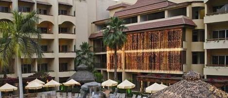 Outdoor pool, open 10:00 AM to 6 PM, pool umbrellas, sun loungers