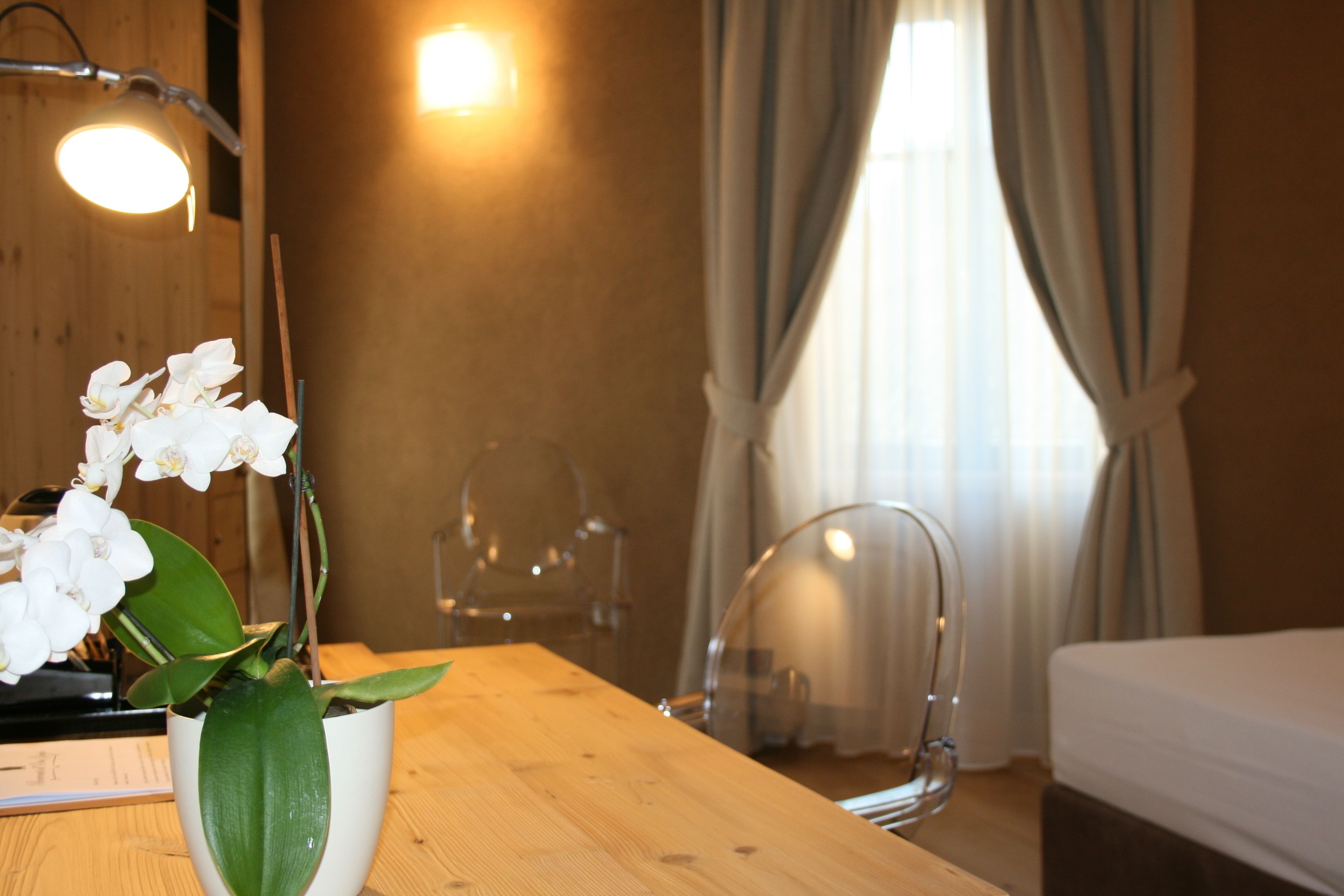 minibar, in-room safe, desk, soundproofing