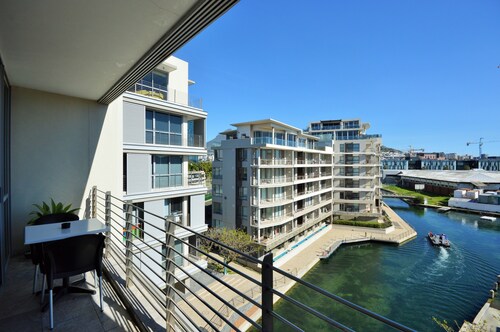 Harbour Bridge Luxury Apartments