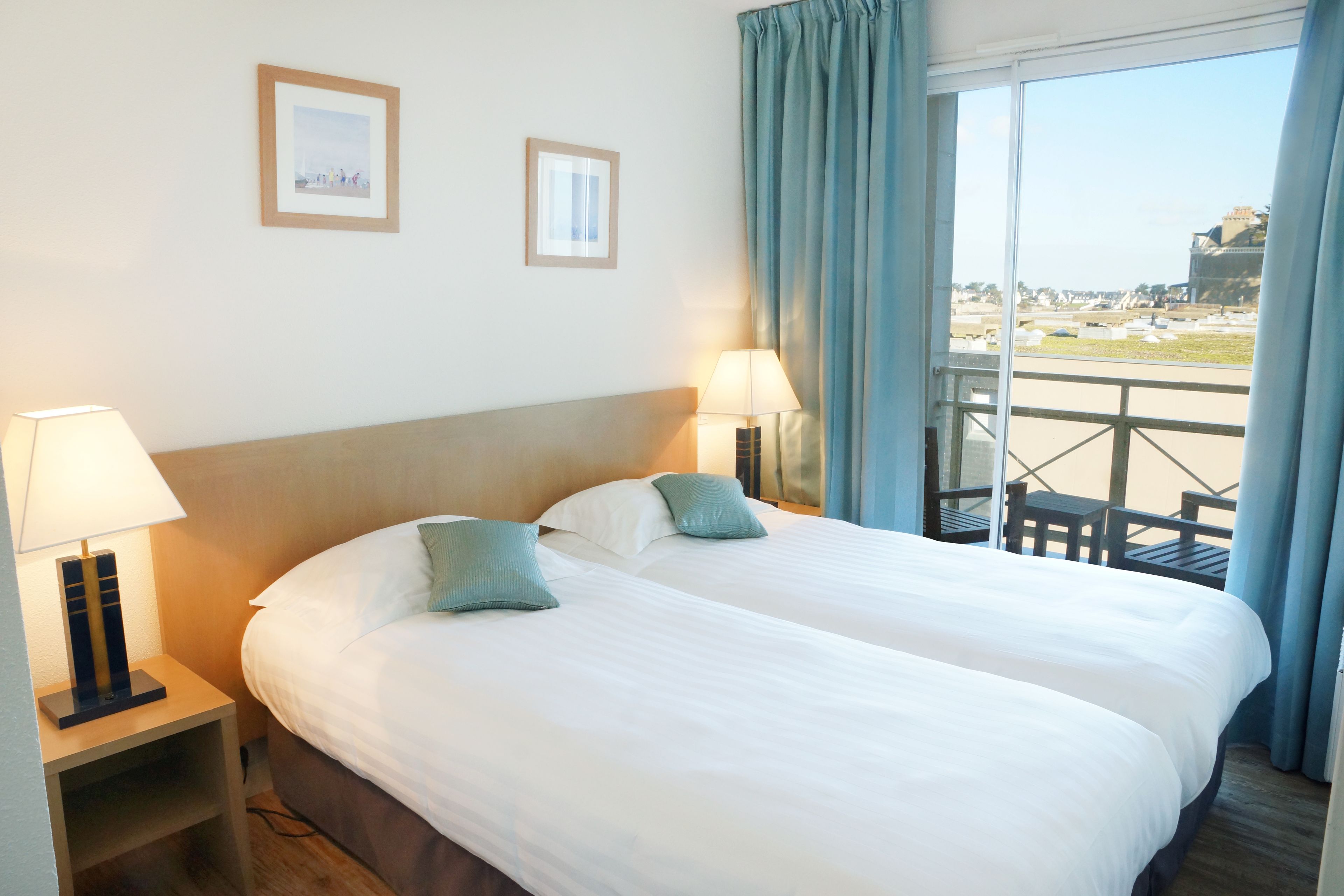 Soundproofing, iron/ironing board, free WiFi, bed sheets